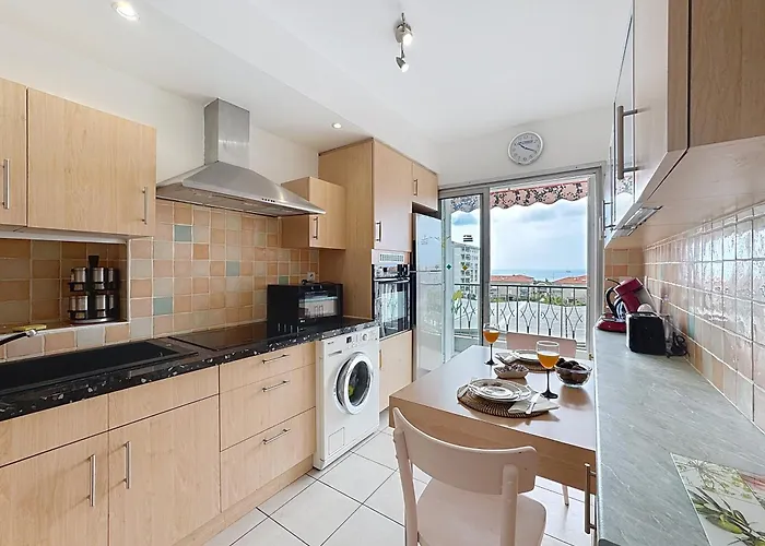 L'escapade Mediterraneenne * Juan-les-Pins